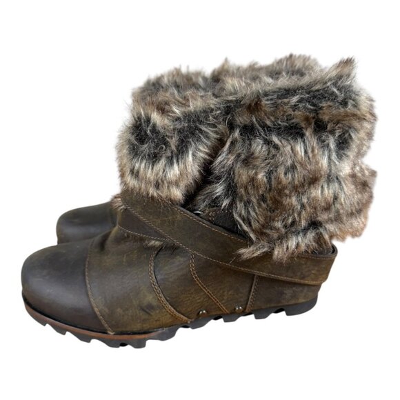 Women's Sorel Winter Booties - Picture 2 of 7